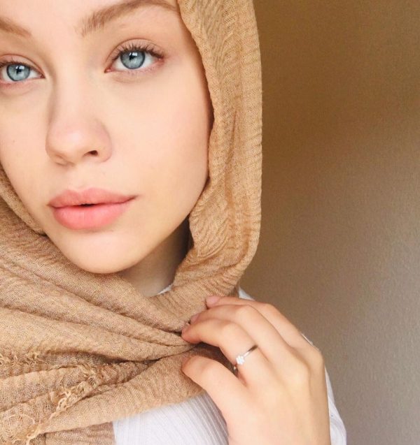 Hijab Froissé Camel Basic Collection